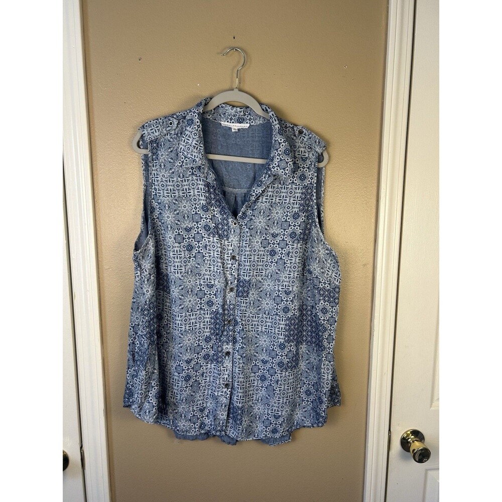 Jane and Delancey Button Down Shirt Women's 2X Beach Coastal Tile Print Collar